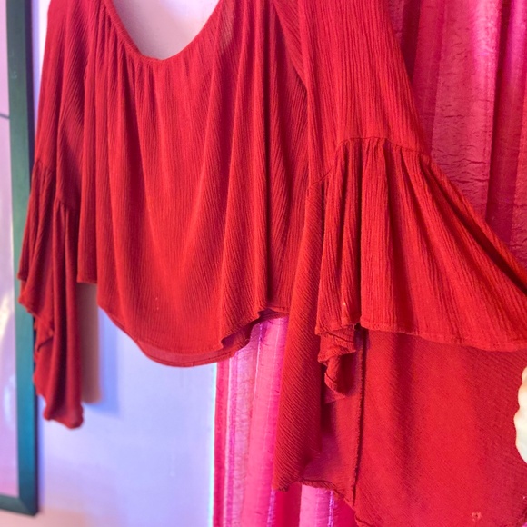Forever 21 Retro Bell Sleeve Draped 3/4 Length Cropped Red Blouse Women’s Medium - Picture 2 of 3